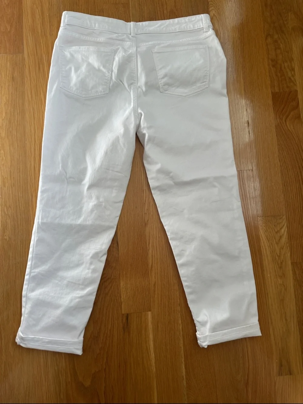 Talbots White Relaxed Woman’s Jeans - Picture 4 of 4